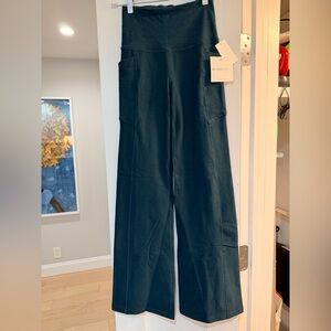 Beyond Yoga wide leg pant